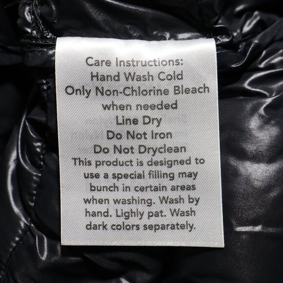 Jackson Hole Lightweight Puffer Jacket – Black (Women’s L) - Picture 9 of 10